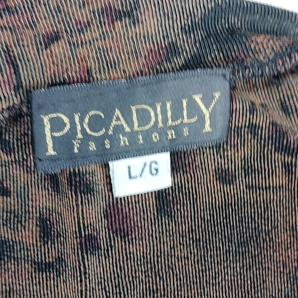Picadilly fashions women's large sized top - Picture 2 of 8
